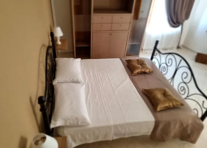 Bed & Breakfast Mary Family